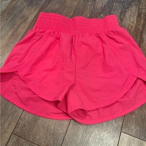 Zenana shorts. Hot pink. Great condition. Size womens Small.